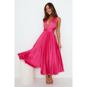 Hello Molly Prime Asset Maxi Dress Pink Size 10 NWT Pleated Deep V